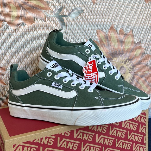 Vans Filmore
Canvas Duck Green/White
VNOA5HTXQ31
WMNS sneakers - Picture 6 of 16